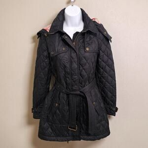 Burberry Finsbridge Black Quilted Jacket with Belt and Hood Size Small